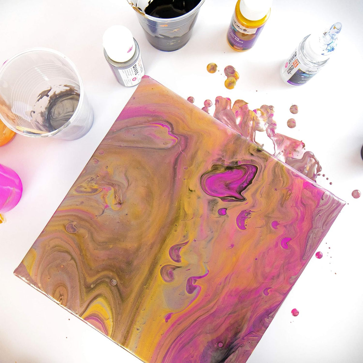Mont Marte Pouring Set - Cosmic - 4x60ml in Flaschen - SETL