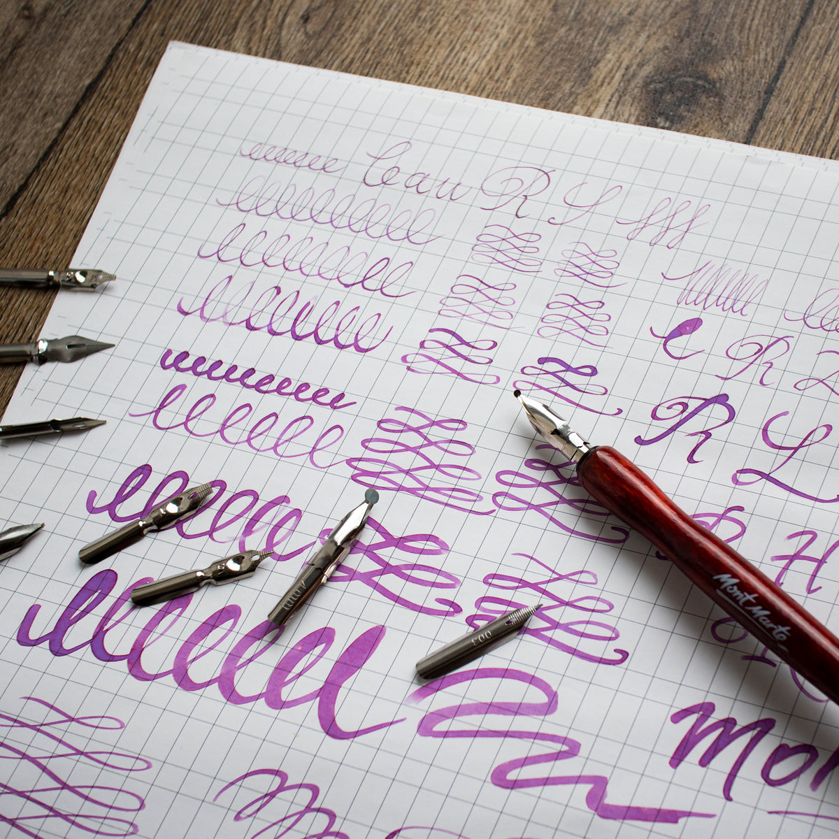 Mont Marte Kalligrafie Set Signature - Holzfederhalter mit 9 Spitzen - SETL