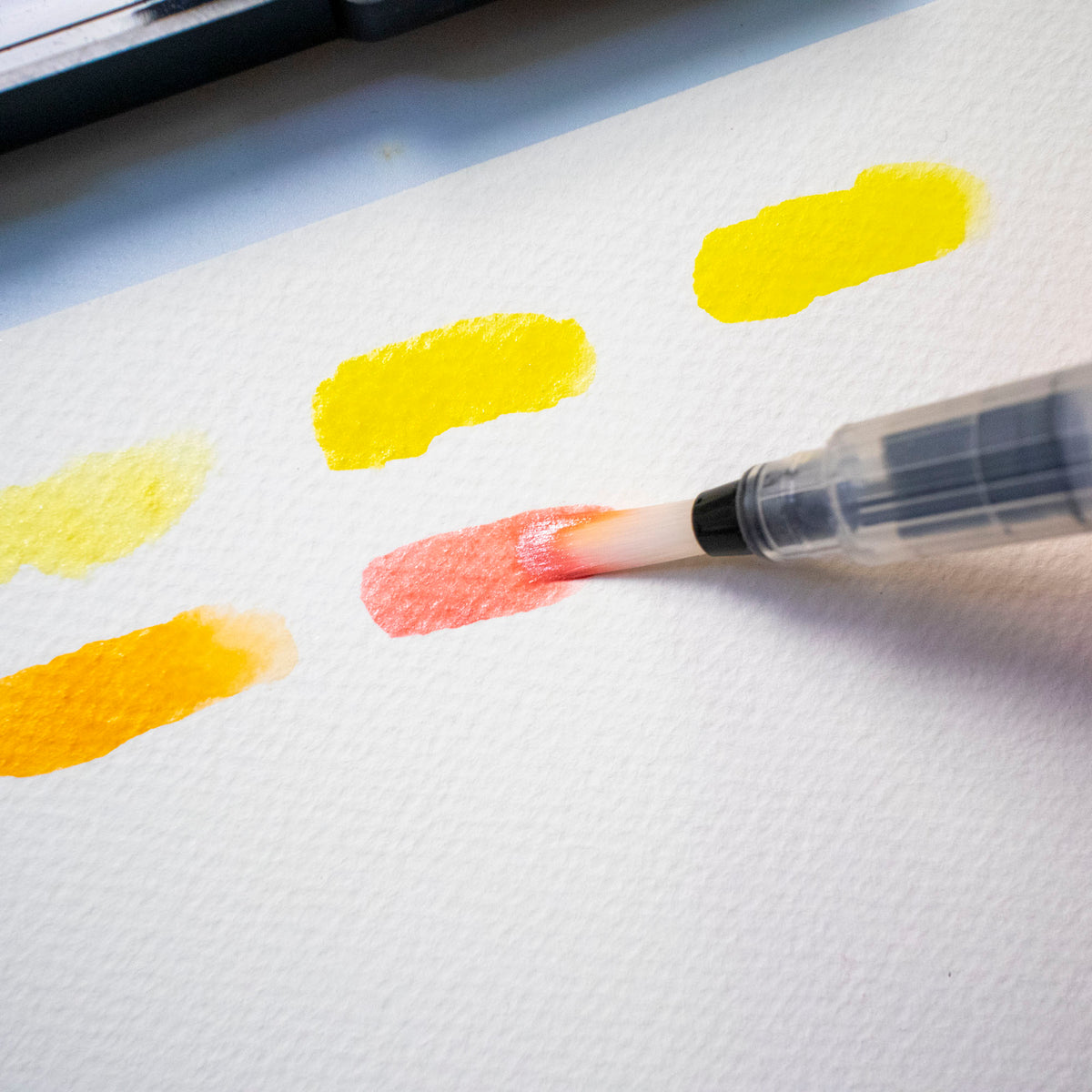Artecho Aquarellfarben Set - 40 Farben inkl. Perlglanz & Neon mit Wasserpinsel & Schwamm - SETL